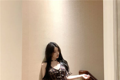 V-Neck Plaid Button-Up Sleeveless Top