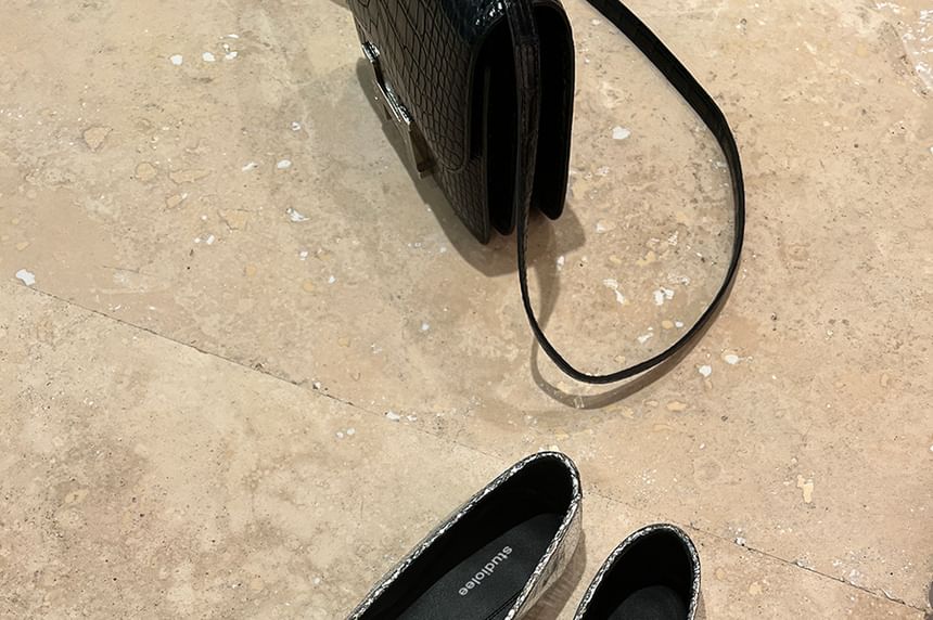 Metallic Toe Split Genuine Flats Leather