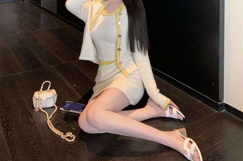 Contrast High Top Skirt / Cardigan Scoop Neck Button Pencil Cami Mini Waist Trim