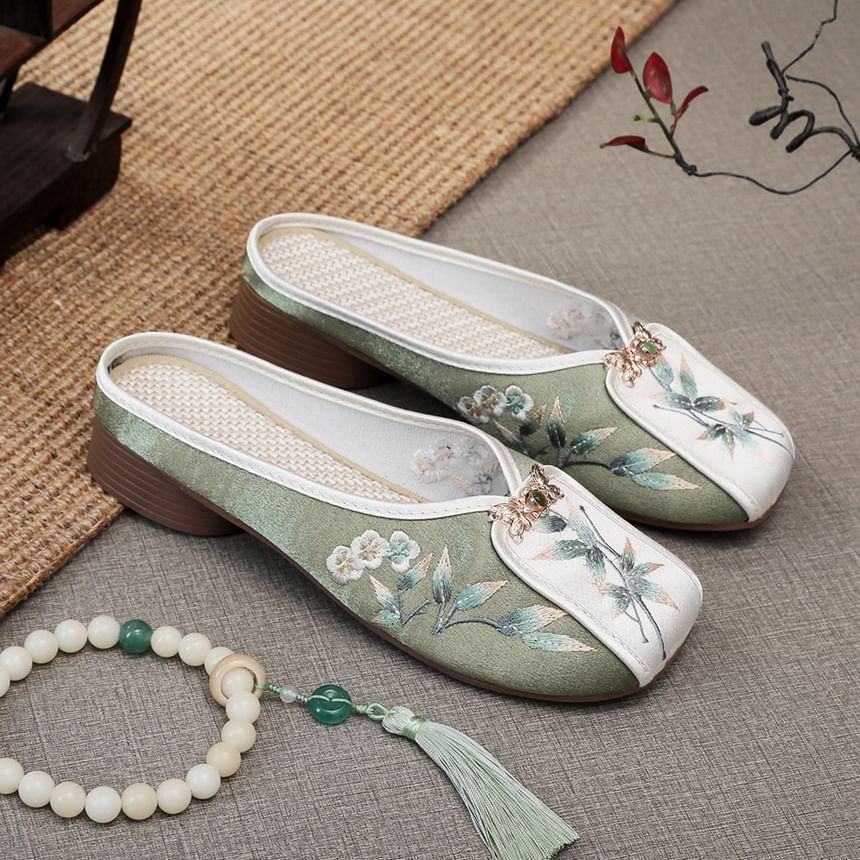 Mules Floral Embroidered Panel