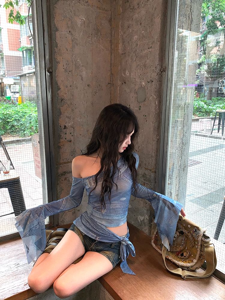 Print Crop Slim Neck Fit Asymmetrical Long-Sleeve Tee