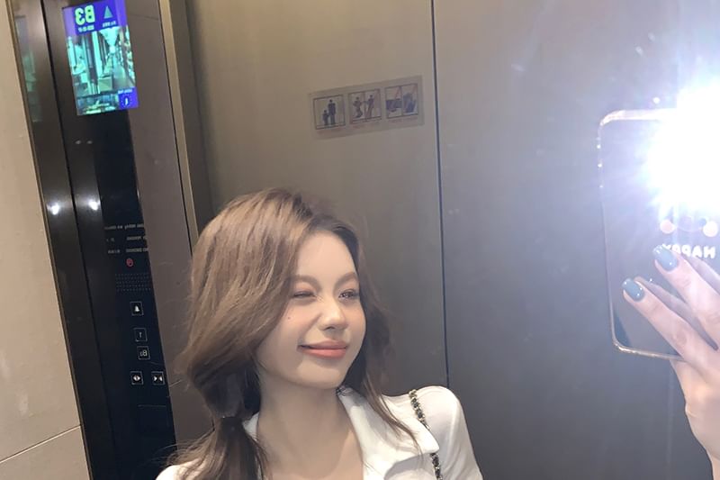 Short-Sleeve Fit Plain Collar Slim Tee