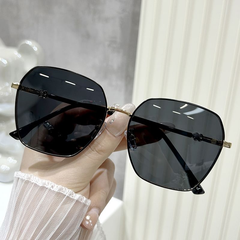 Sunglasses Geometric Frame