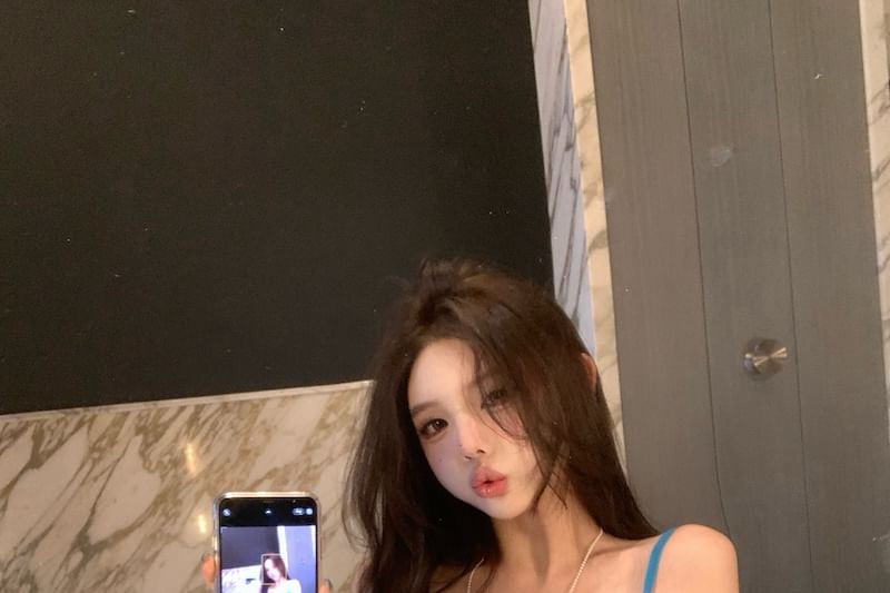 Sheer Crop Accent Top Camisole Bow Lace Panel V-Neck