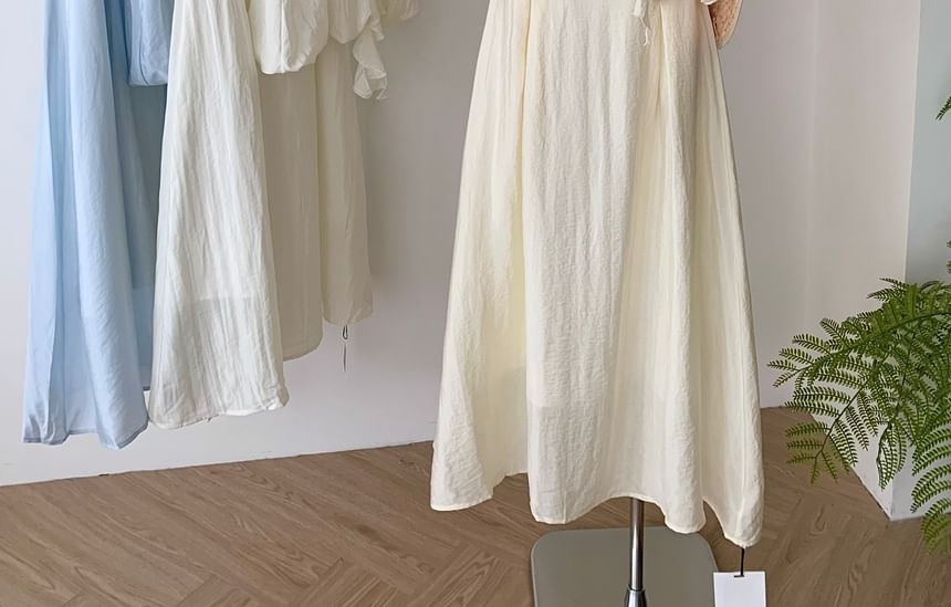 High Midi Blouse Set: Rise Plain Skirt Ruffle + Halter A-Line