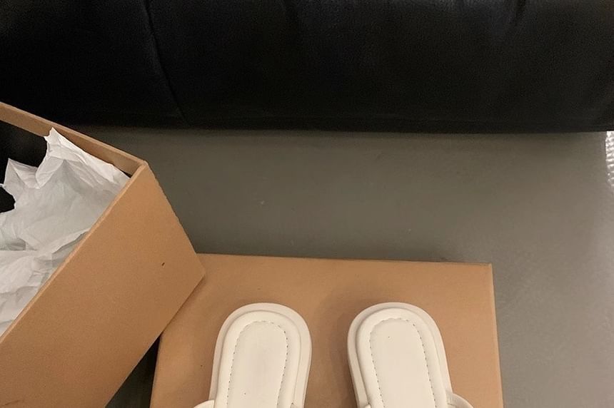 Flat Strappy Sandals Slide