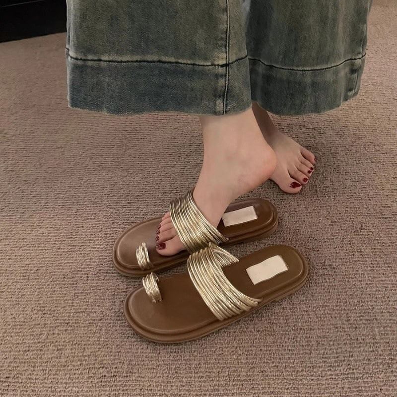 Sandals Flat Slide Toe Loop