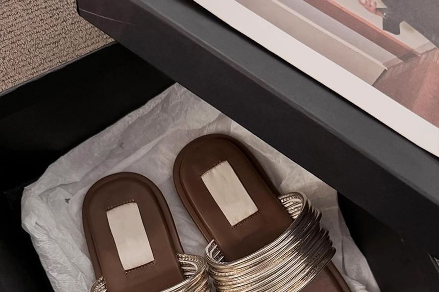 Sandals Flat Slide Toe Loop