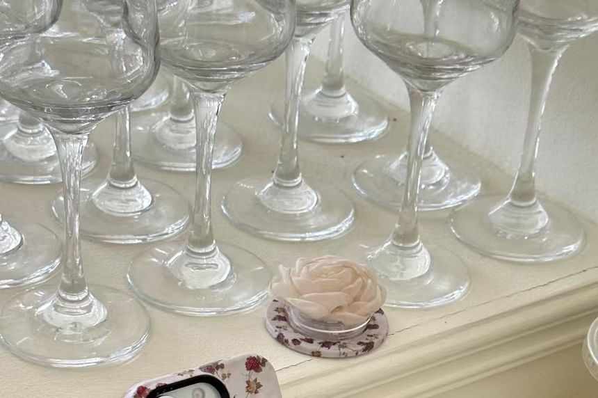 Phone Floral with Magnetic (Compatible MagSafe) Case