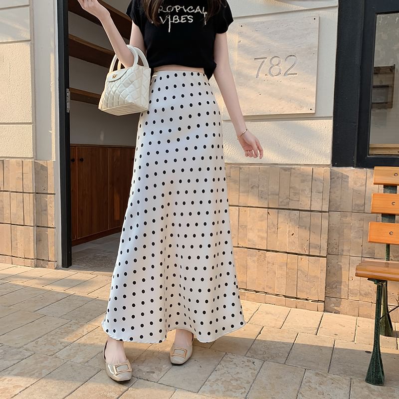 A-Line High Dotted Rise Skirt Maxi