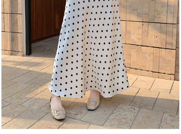 A-Line High Dotted Rise Skirt Maxi