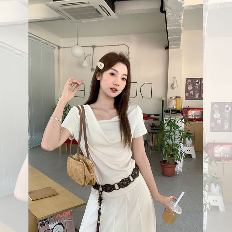 Cowl Plain Neck Slim Fit Ruched T-Shirt Short-Sleeve