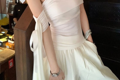 Bow Ruched Plain Slim Off-Shoulder Fit T-Shirt Short-Sleeve