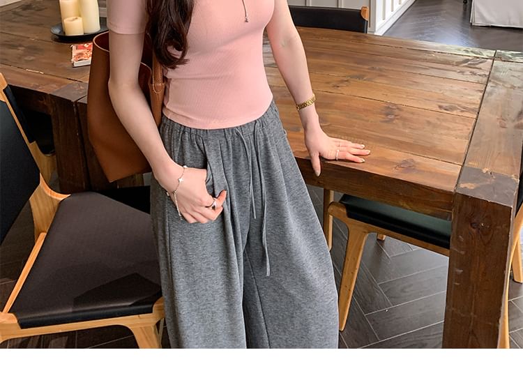 Fit Round Neck Slim Plain Tee Short-Sleeve