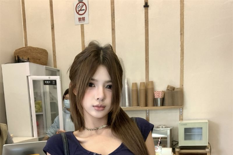 Plain Henley Slim Short-Sleeve Crop Fit T-Shirt