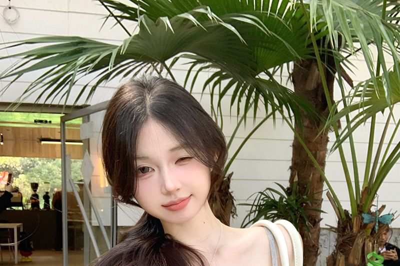 Padded Slim Fit Trim Lace Cami Twist Top