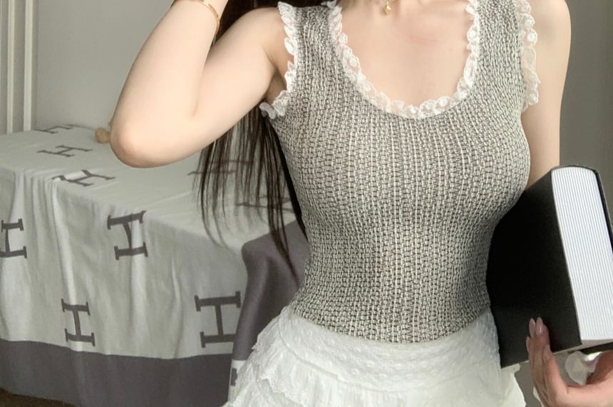 Neck Tank Crop Slim Top Trim Fit Scoop Lace