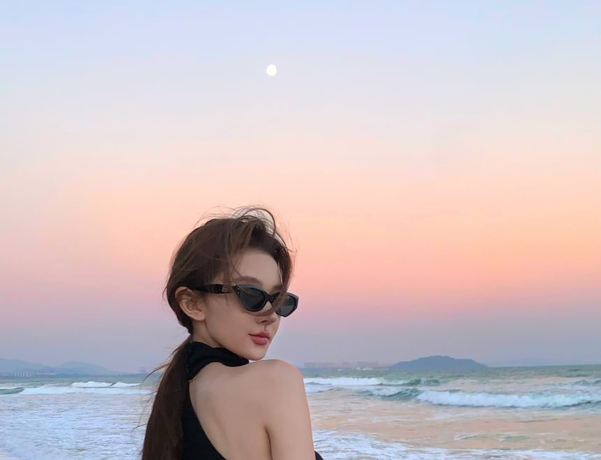 Fit Top One-Shoulder Print Tank Snake Slim Halter