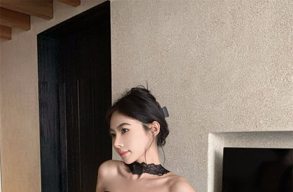 Panel Lace Halter Padded Fit Crop Plain Top Slim