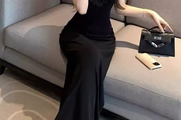 V-Neck Lace Dress Panel Maxi Sleeveless Mermaid