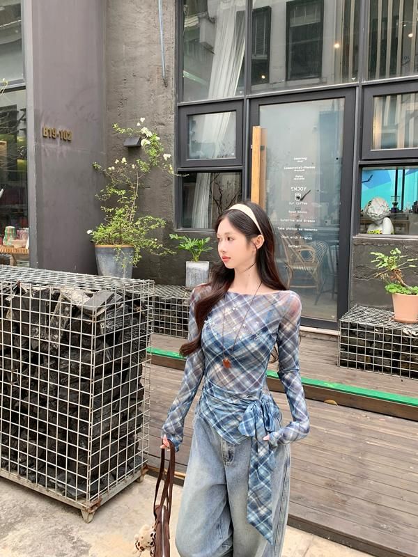 Sheer Neck Long-Sleeve Boat Plaid Asymmetrical T-Shirt