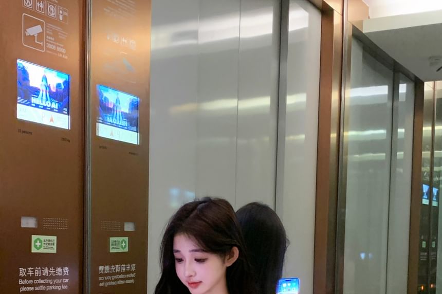 Asymmetrical Tone Long-Sleeve Fit Slim Tee Two Mock Two-Piece