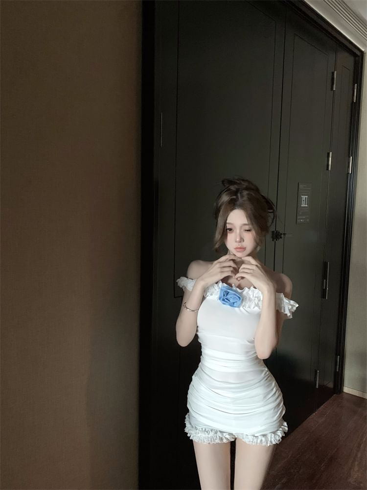 Off-Shoulder High Pants Ruffle Detail / Trim T-Shirt Waist Lace Plain Hot Flower