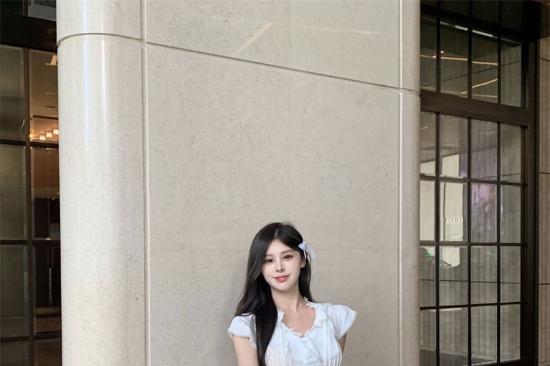 Plain Cap-Sleeve Lace T-Shirt Ruffle Trim