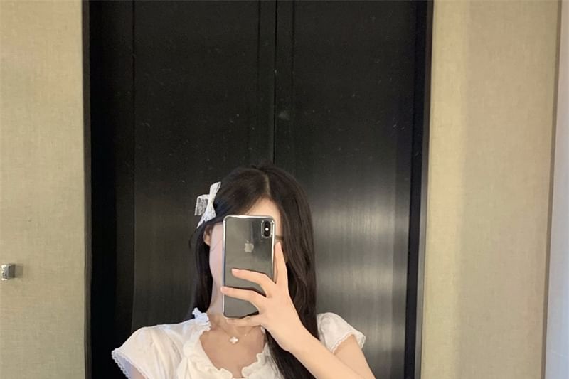 Plain Cap-Sleeve Lace T-Shirt Ruffle Trim