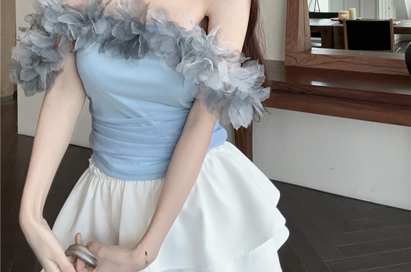 Off-Shoulder Flower Detail T-Shirt Plain