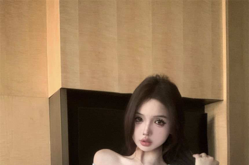 Short-Sleeve Plain T-Shirt One-Shoulder