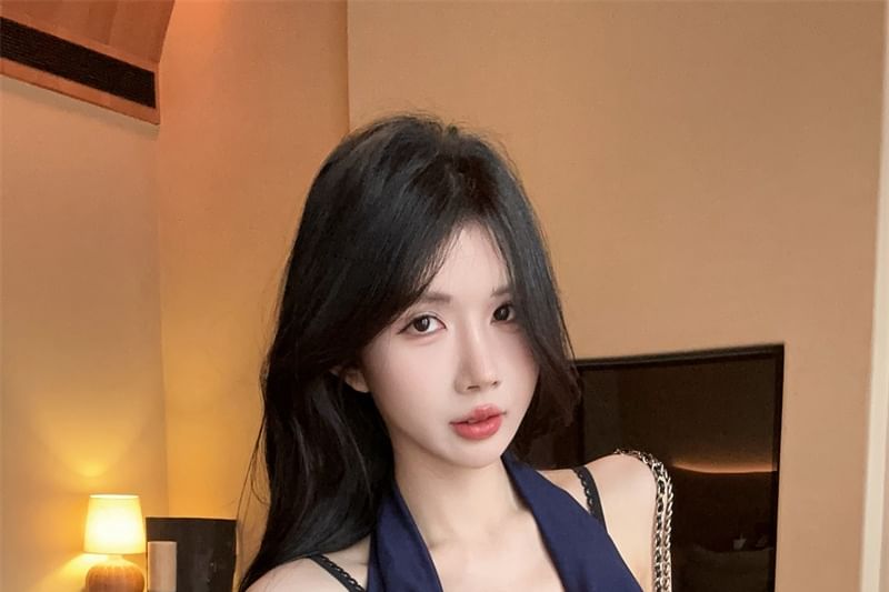 Cowl Halter Plain Top Panel Lace Camisole Neck / V-Neck