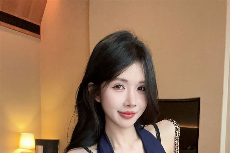 Cowl Halter Plain Top Panel Lace Camisole Neck / V-Neck