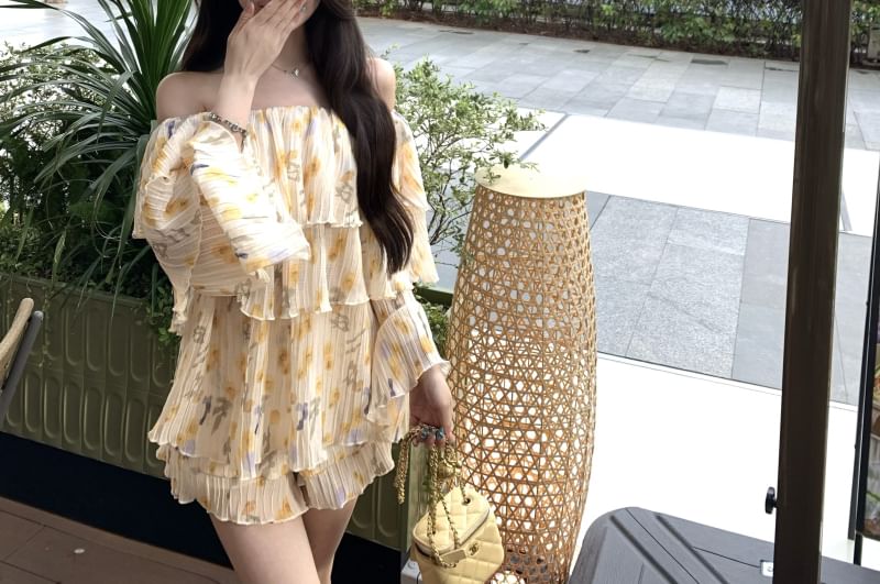 Floral / Sleeve Long Ruffle Print Shoulder Blouse Waist Shorts Off High