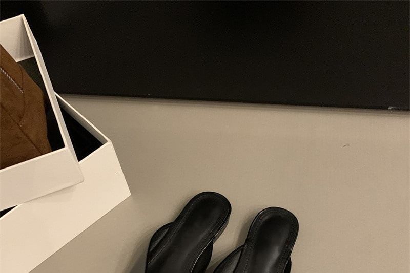 Pointed Mules Leather Faux