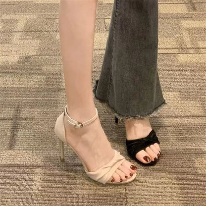 Heel High Strap Twisted Sandals