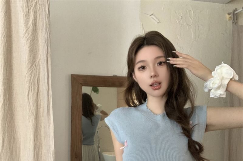 Bow Sleeve Cap Crew Neck Knit Top