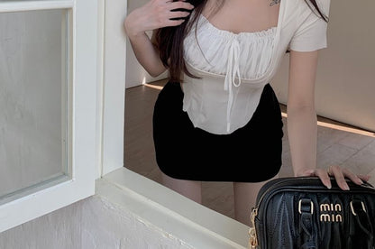 Mock Plain Sleeve Short Ruched Square Top Two Neck Piece