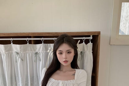 Mock Plain Sleeve Short Ruched Square Top Two Neck Piece