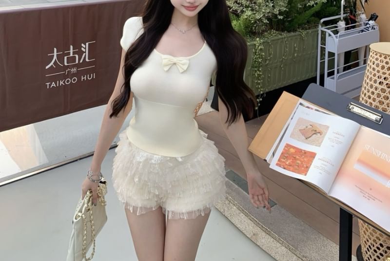 Waist Tiered Shorts Bow Sleeve Neck Lace Tee High Plain / Short Scoop