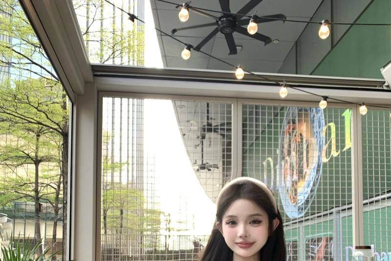 Waist Tiered Shorts Bow Sleeve Neck Lace Tee High Plain / Short Scoop