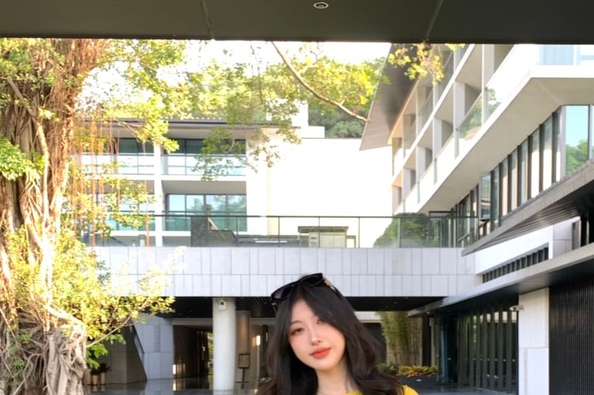 Long-Sleeve Crop Set: Skirt Mini Plain T-Shirt +