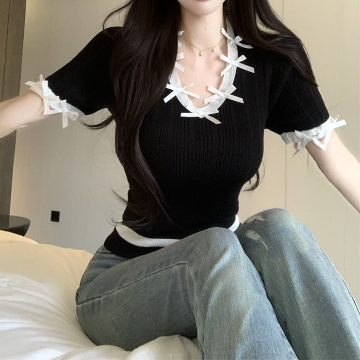 Top V-Neck Bow Plain Accent Cap-Sleeve
