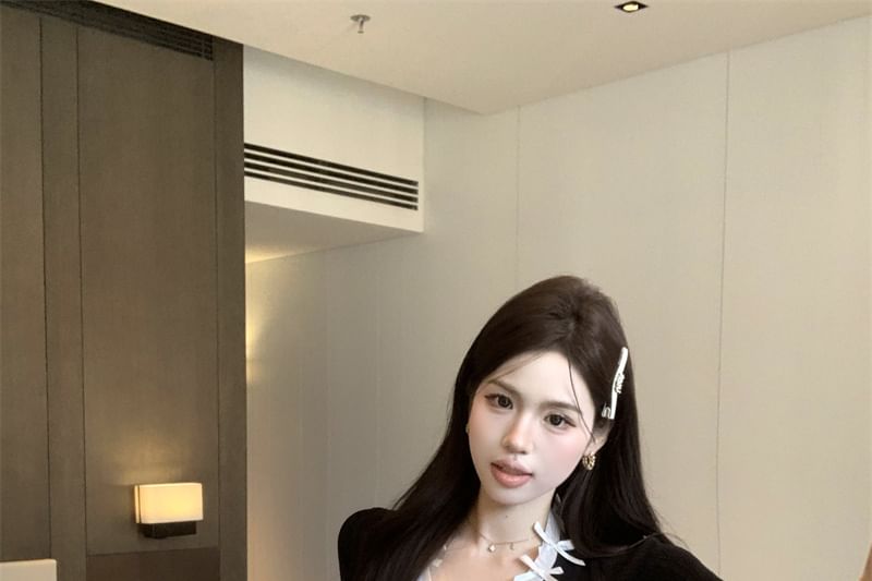 Top V-Neck Bow Plain Accent Cap-Sleeve