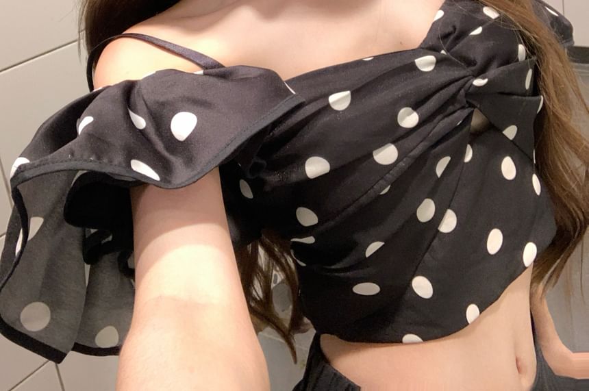 Shoulder Short-Sleeve Cold Dotted Top Crop