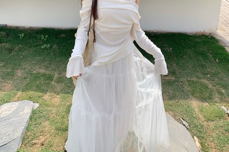 Plain High Top Mock / Maxi Long-Sleeve A-Line Skirt Rise Two-Piece