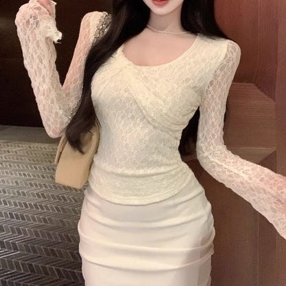 Long-Sleeve U-Neck Top Lace