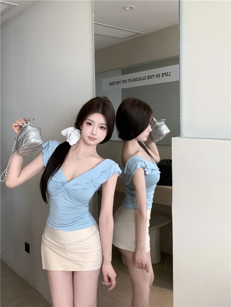 Cap-Sleeve Plain Knot V-Neck T-Shirt