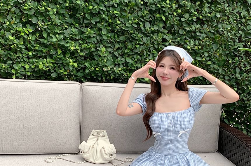 A-Line Kerchief Gingham / Mini Bow Dress Puff-Sleeve