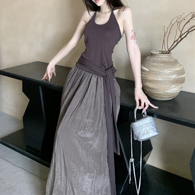 Maxi A-Line Plain / Scoop Skirt Waist High Neck Tie Halter Top